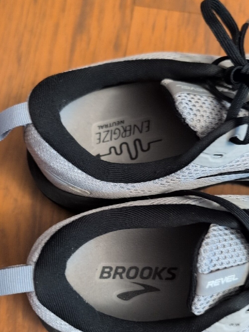 Men's Brooks Revel Gray and Black Athletic Running Shoes - Picture 6 of 6